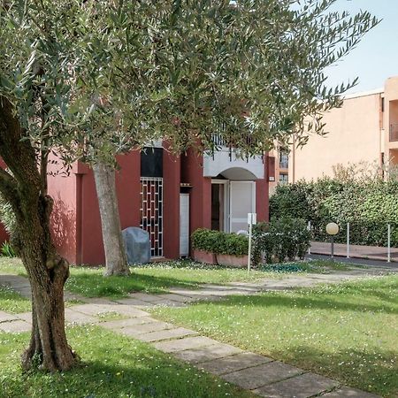 Residence Holiday Sirmione B8 Экстерьер фото
