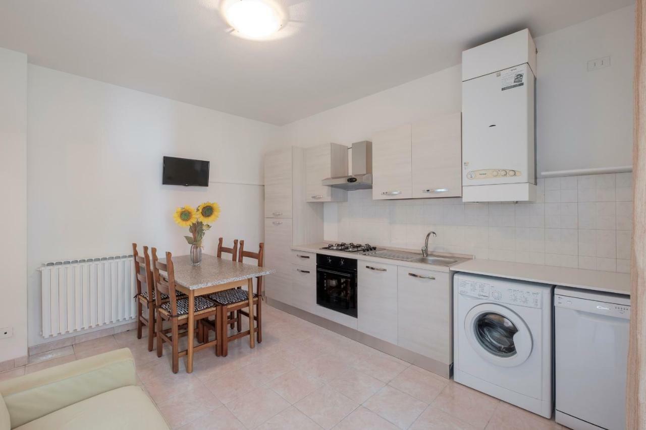 Residence Holiday Sirmione B8 Экстерьер фото