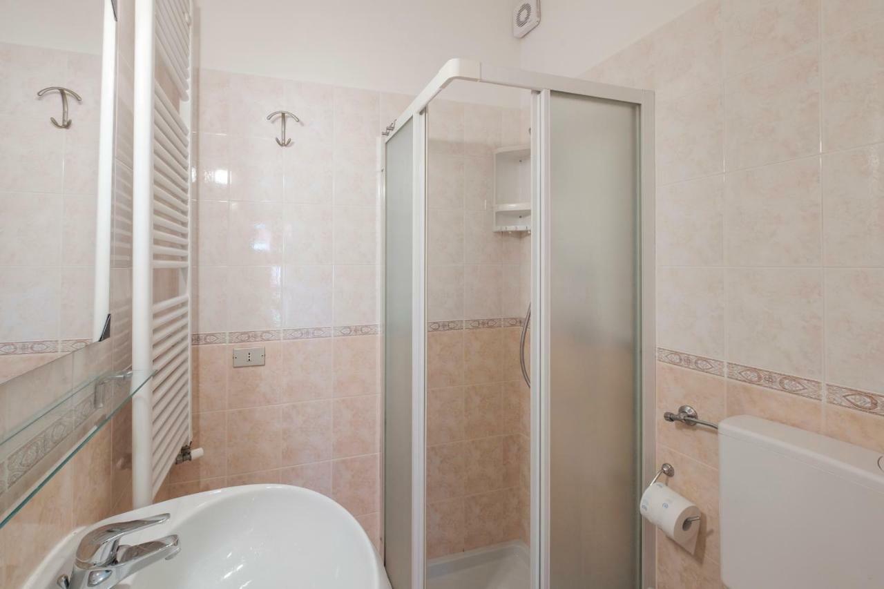 Residence Holiday Sirmione B8 Экстерьер фото